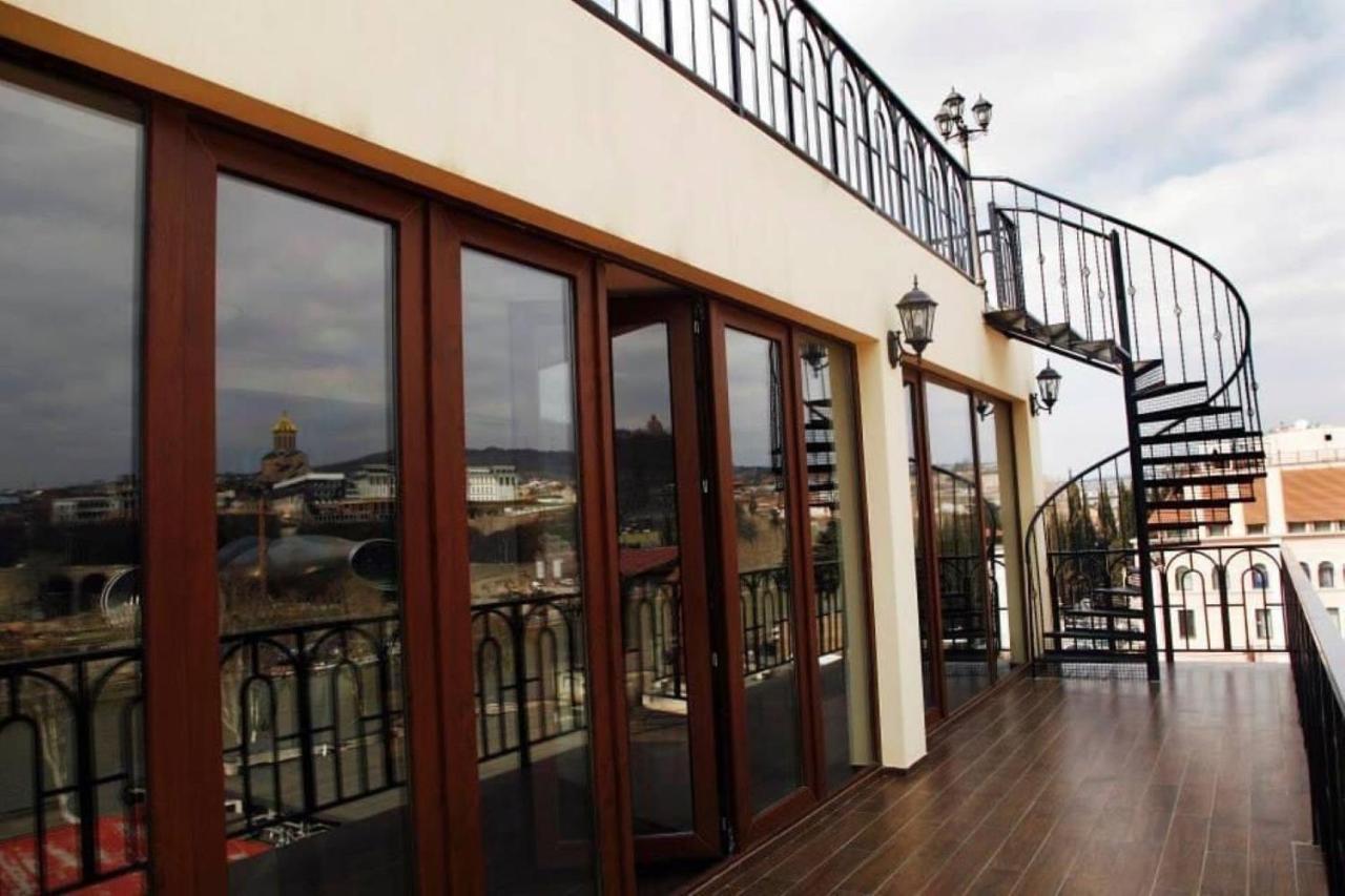 Barsuna Tbilisi Exterior photo